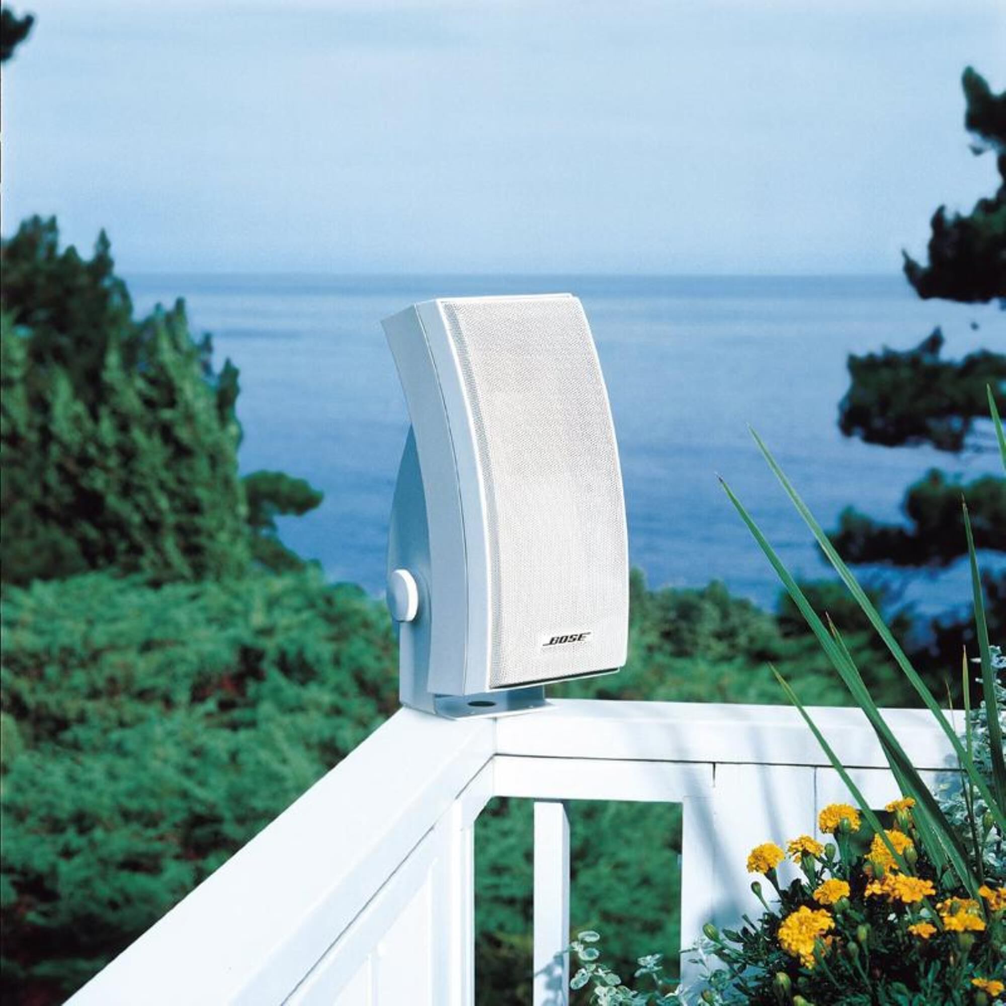Bose Pair of Outdoor Environmental Speaker with Bracket in White, , large