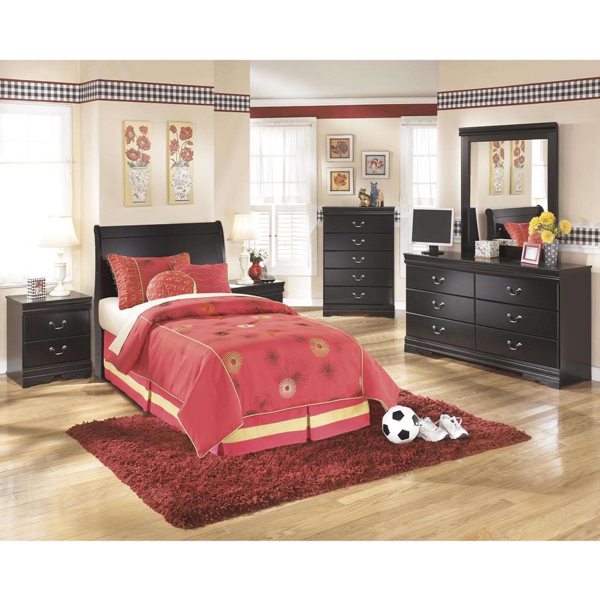 Signature Design by Ashley Huey Vineyard Chest in Black, , large