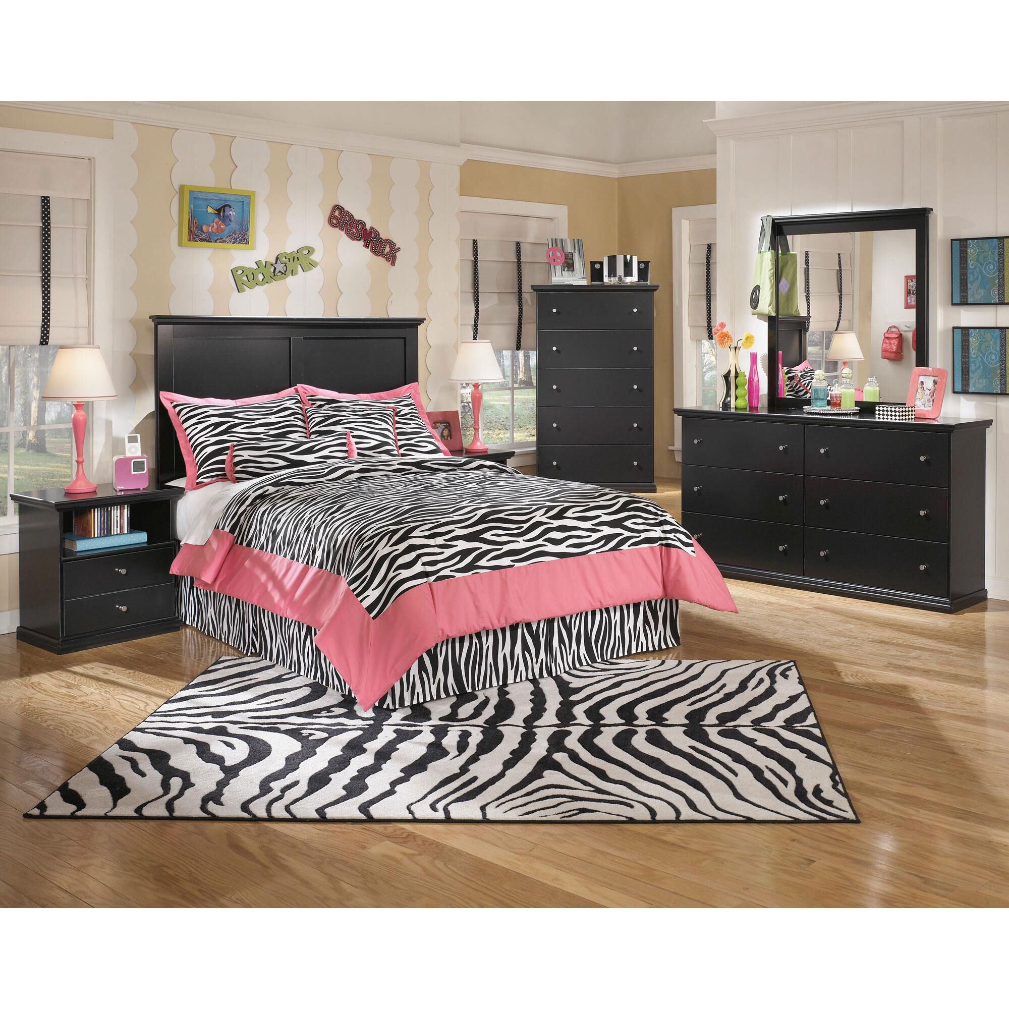 Signature Design by Ashley Maribel 6 Drawer Dresser in Black, , large