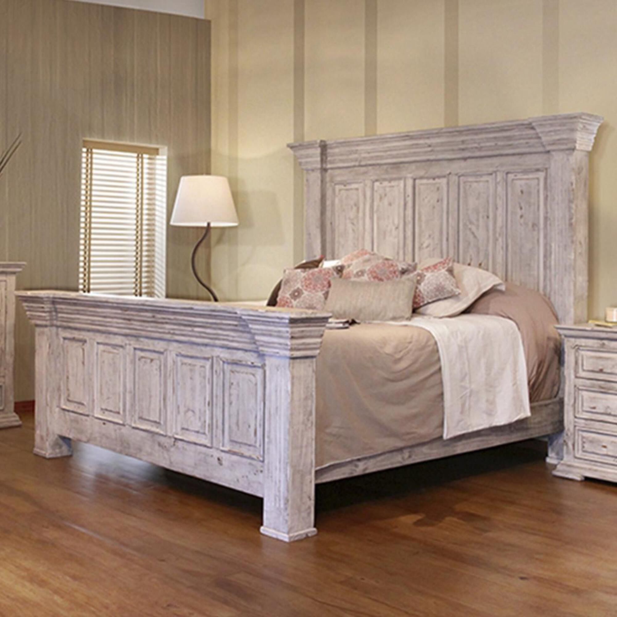Fallridge Terra White 4 Piece Queen Bedroom Set in Vintage White, , large