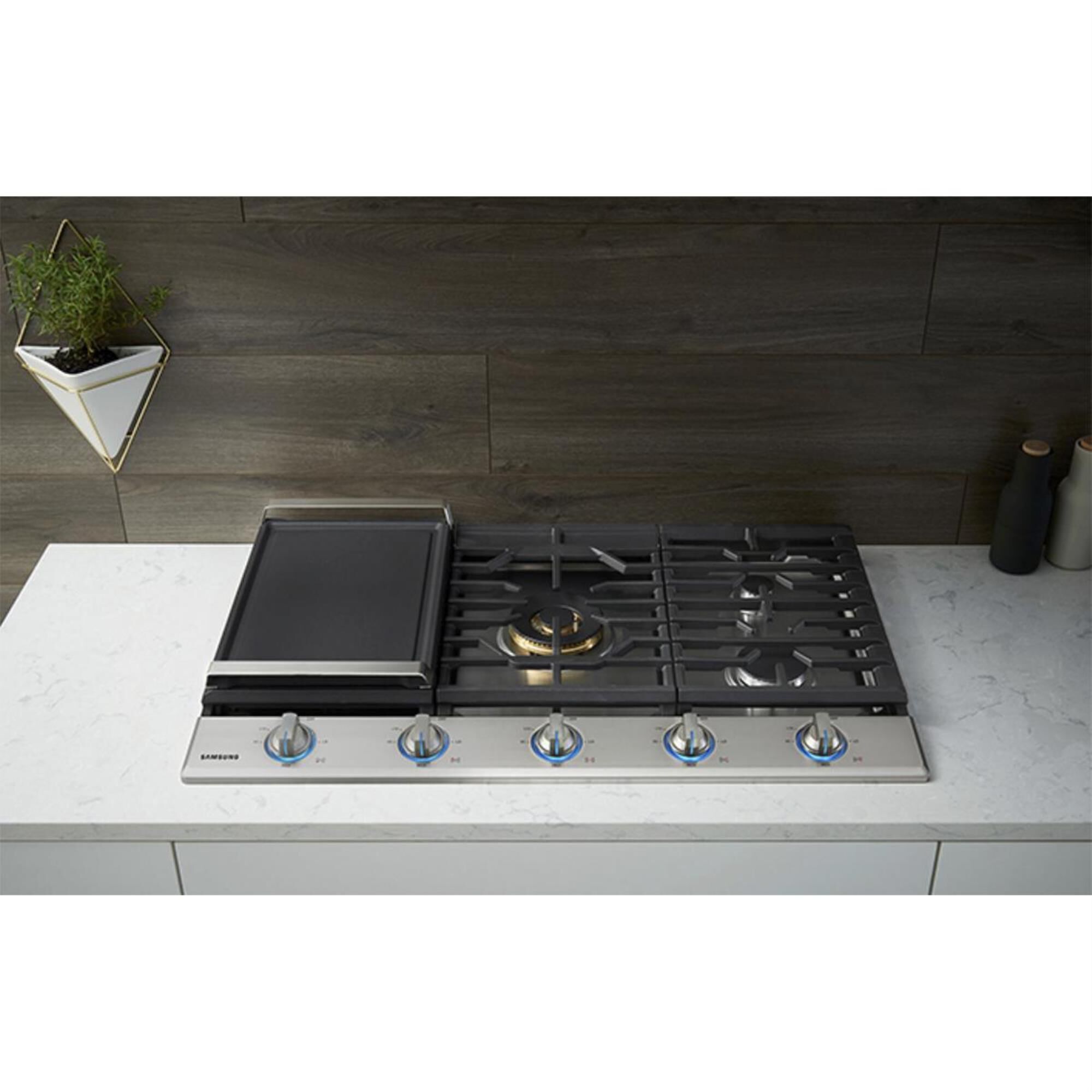 Samsung 30" Gas Cooktop in Stainless Steel