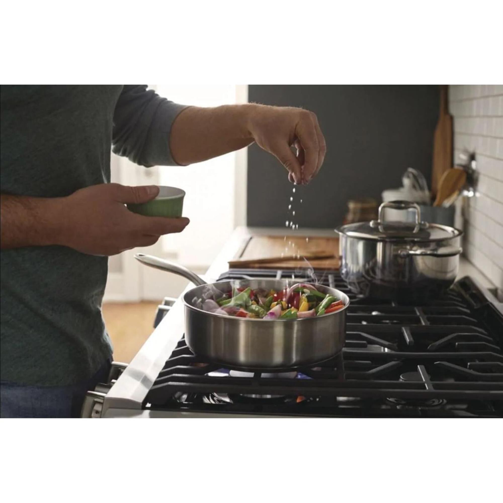 Frigidaire Gallery 30"" Front Control Gas Range with Air Fry in Stainless Steel, , large
