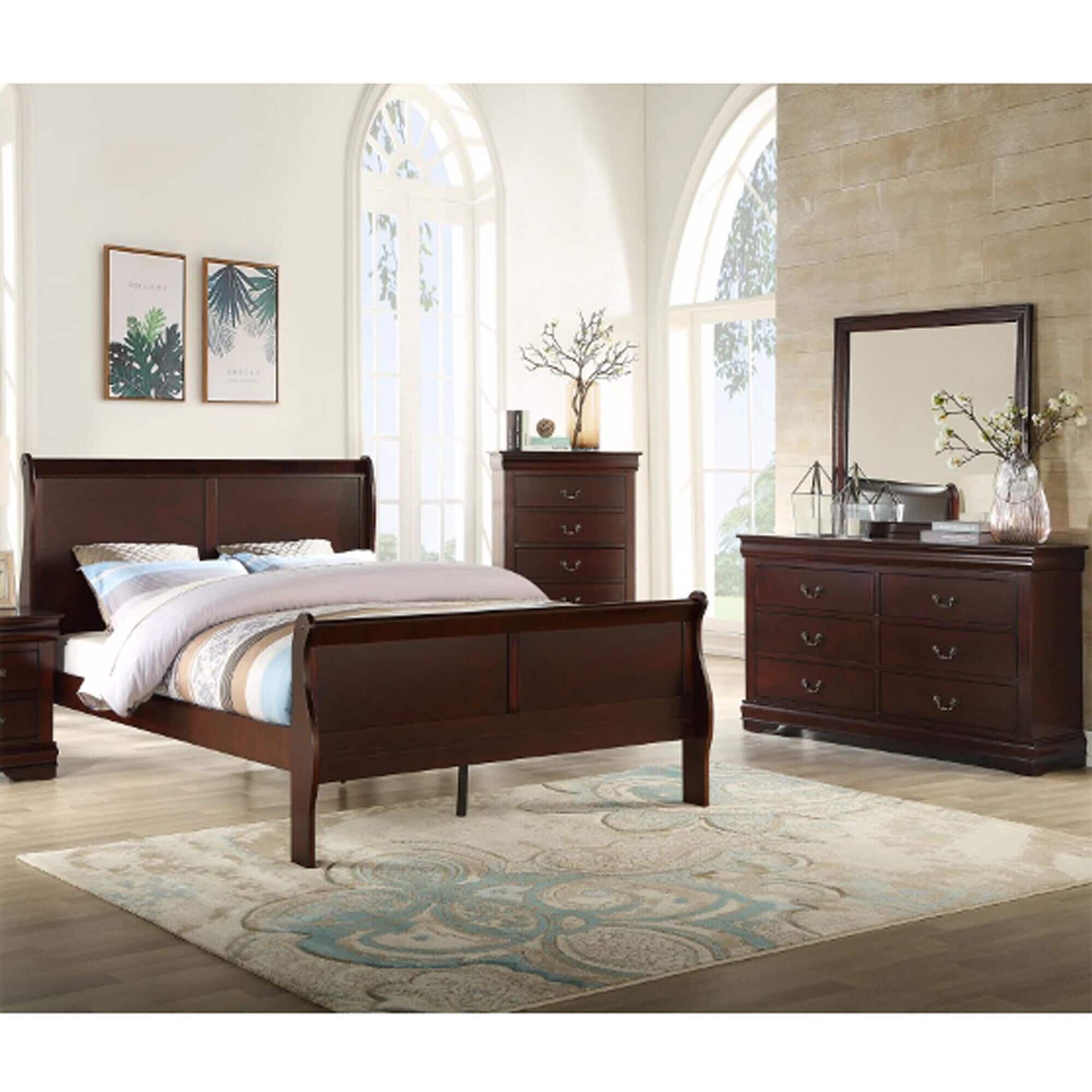 Claremont Louis Philip 3-Piece King Bedroom Set in Cherry, , large